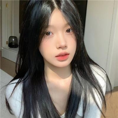 腰间持枪